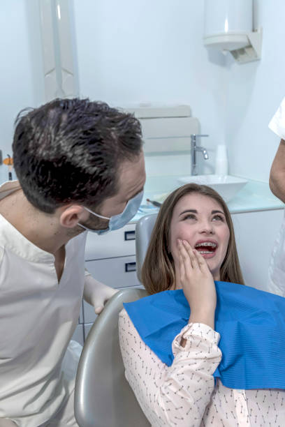 Best Emergency Dentist for Knocked-Out Tooth in Lake Winnebago, MO